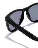 Lentes de Sol Hawkers One Carbon Fiber Polarized Dark